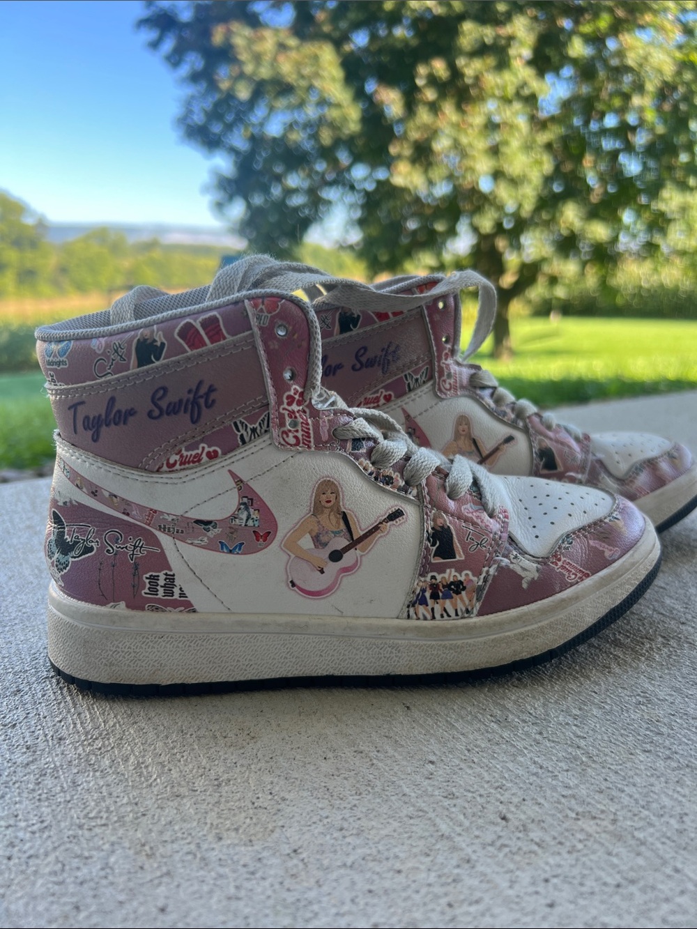 Nike Kids High-Top Sneakers - Pink & White Graphic